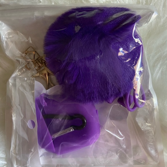 Airpods 2 case - Picture 2 of 2